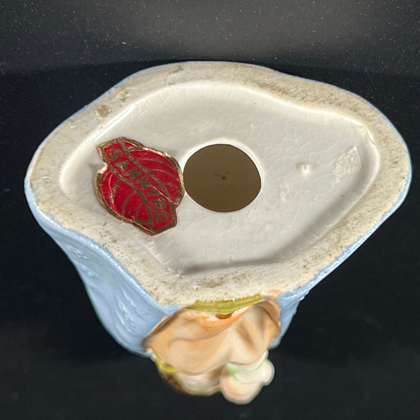 Madonna with Child by Sanmyro