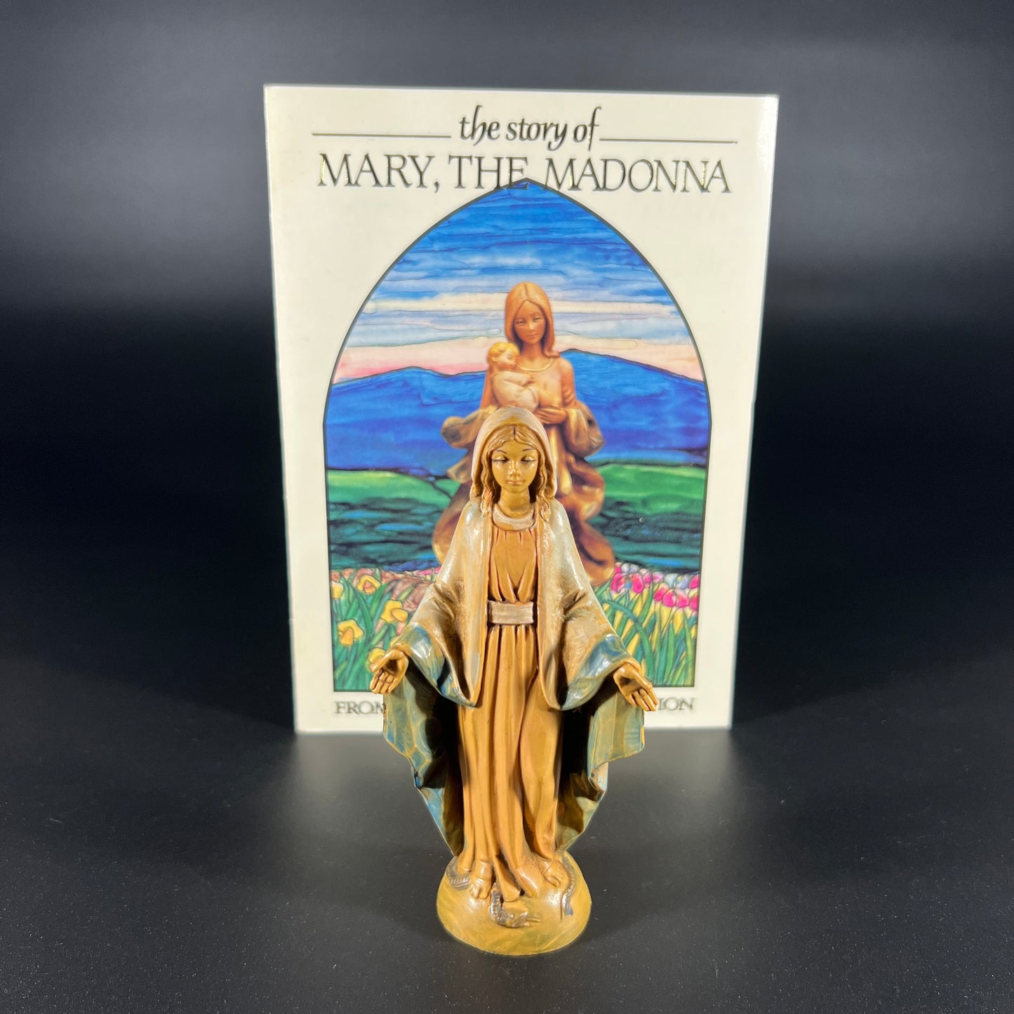 Fontanini Collection Madonna with Card