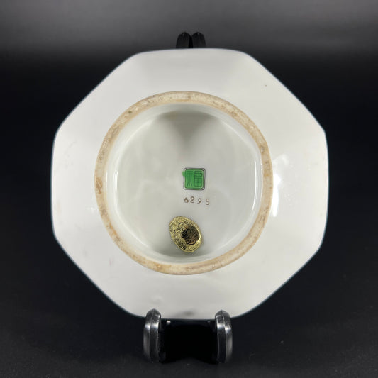 Japanese Imari Style Raised Dish