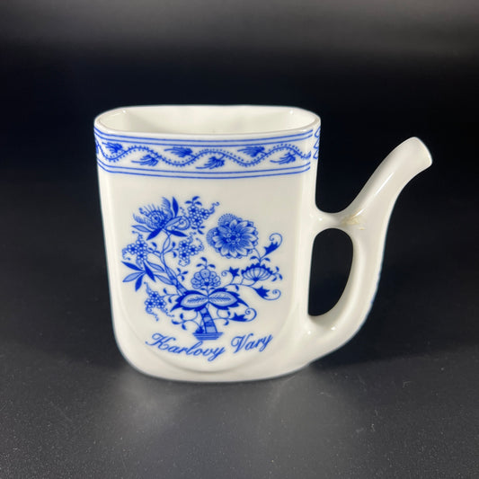 Czech Karlovy Sipping Cup