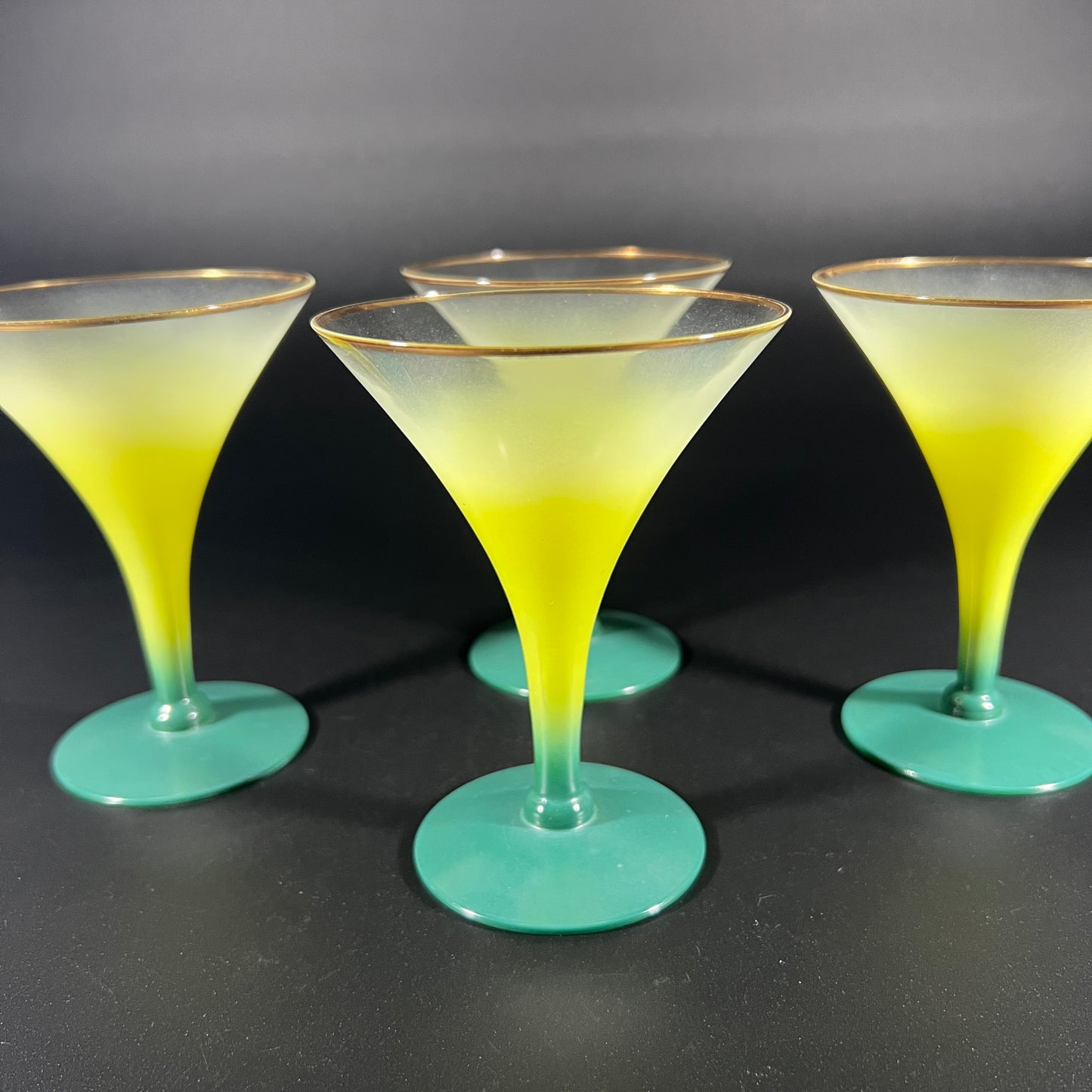 Blendo Green Stemmed Glass Set