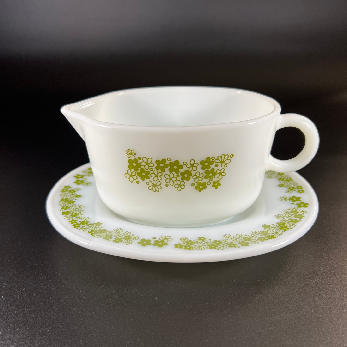 Pyrex Spring Blossom Green 'Crazy Daisy' Gravy Boat
