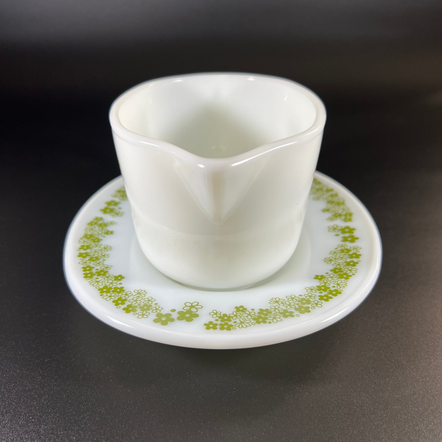 Pyrex Spring Blossom Green 'Crazy Daisy' Gravy Boat