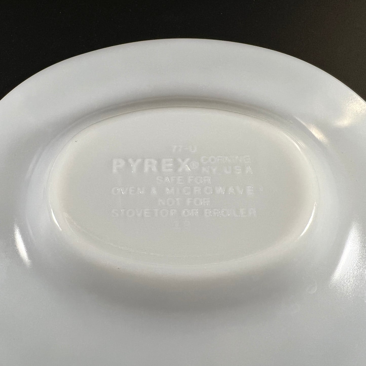 Pyrex Spring Blossom Green 'Crazy Daisy' Gravy Boat