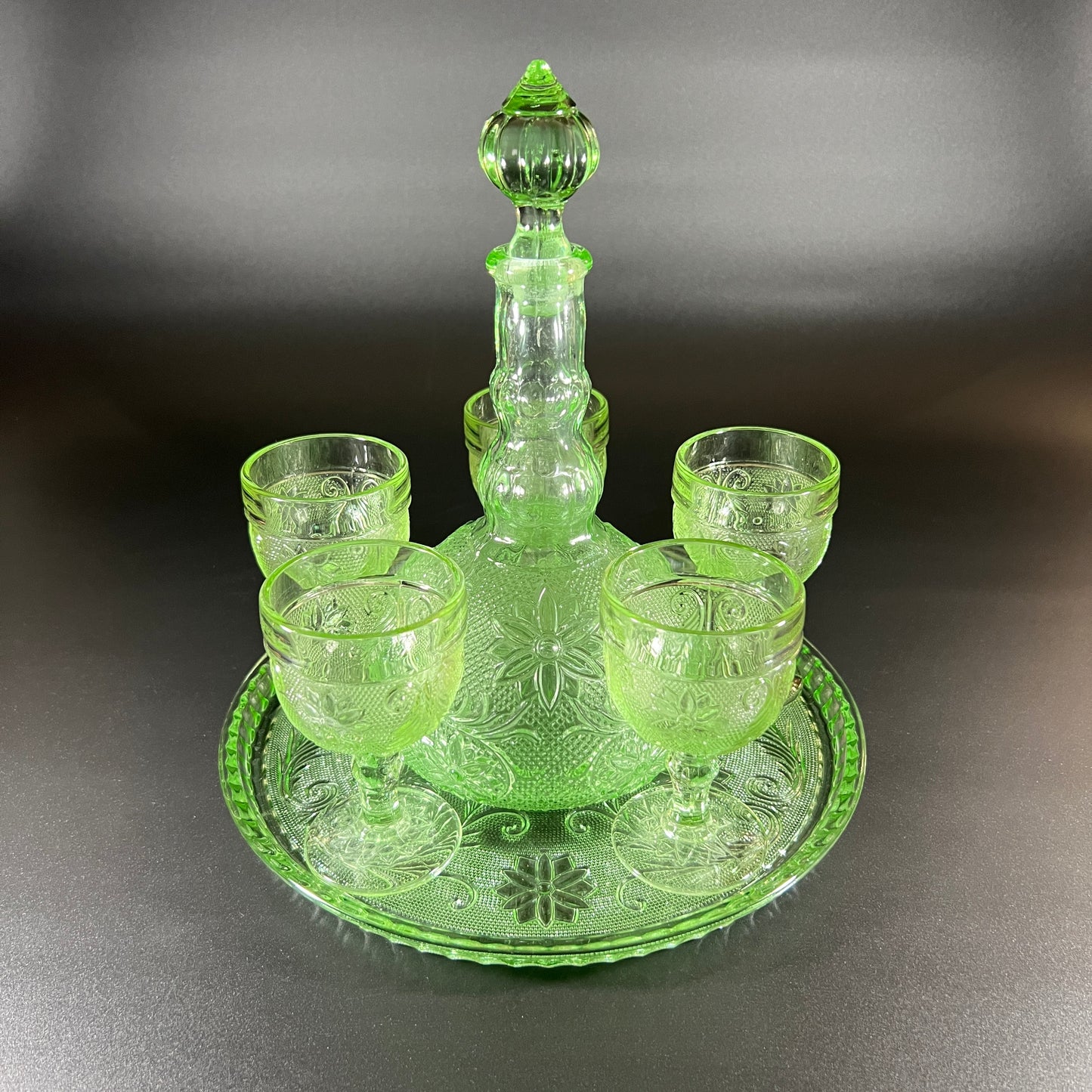 Indiana Tiara Green Chantilly Decanter Set