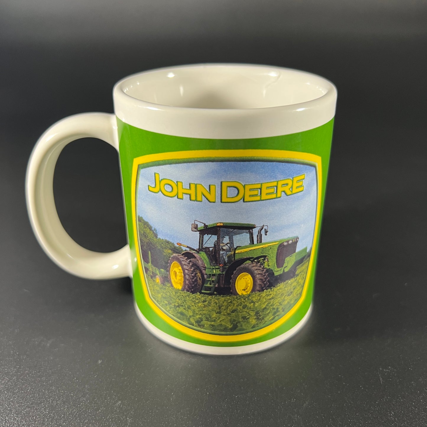 John Deere Mug - Cracked Rim
