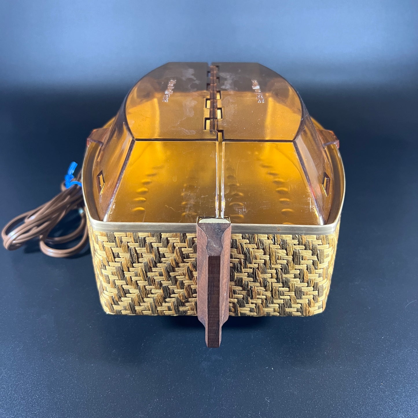 1960s Salton Hotray Bun Warmer