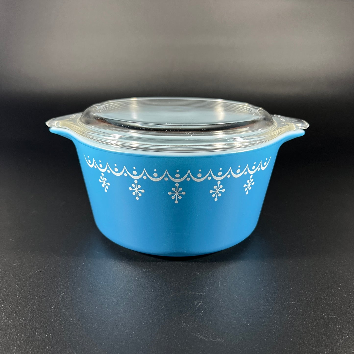 Pyrex Serving Bowl Set with lids (3 piece set)