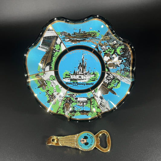 Early 1970s Walt Disney World Souvenir Set