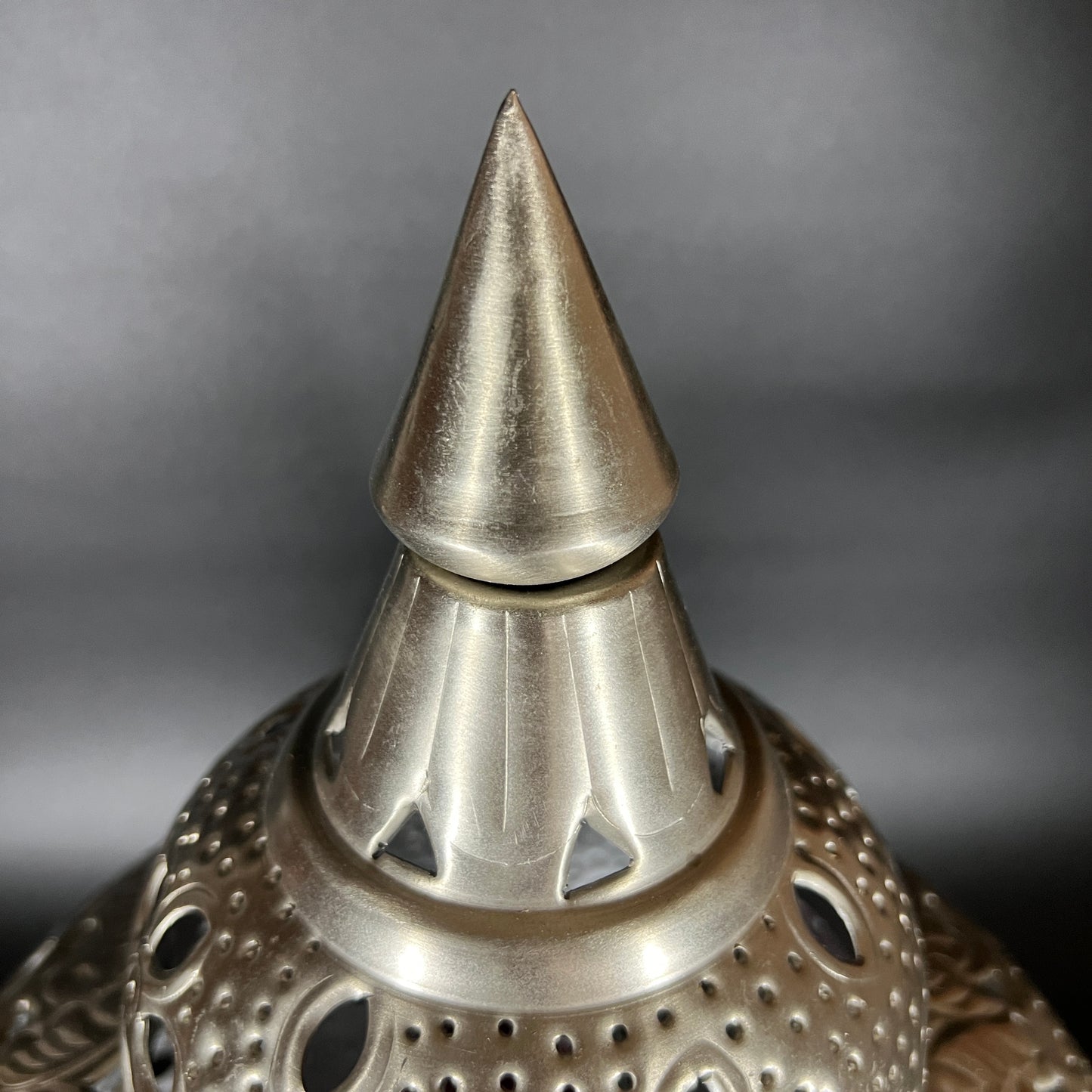 Stunning Moroccan Metal Tabletop Lamp