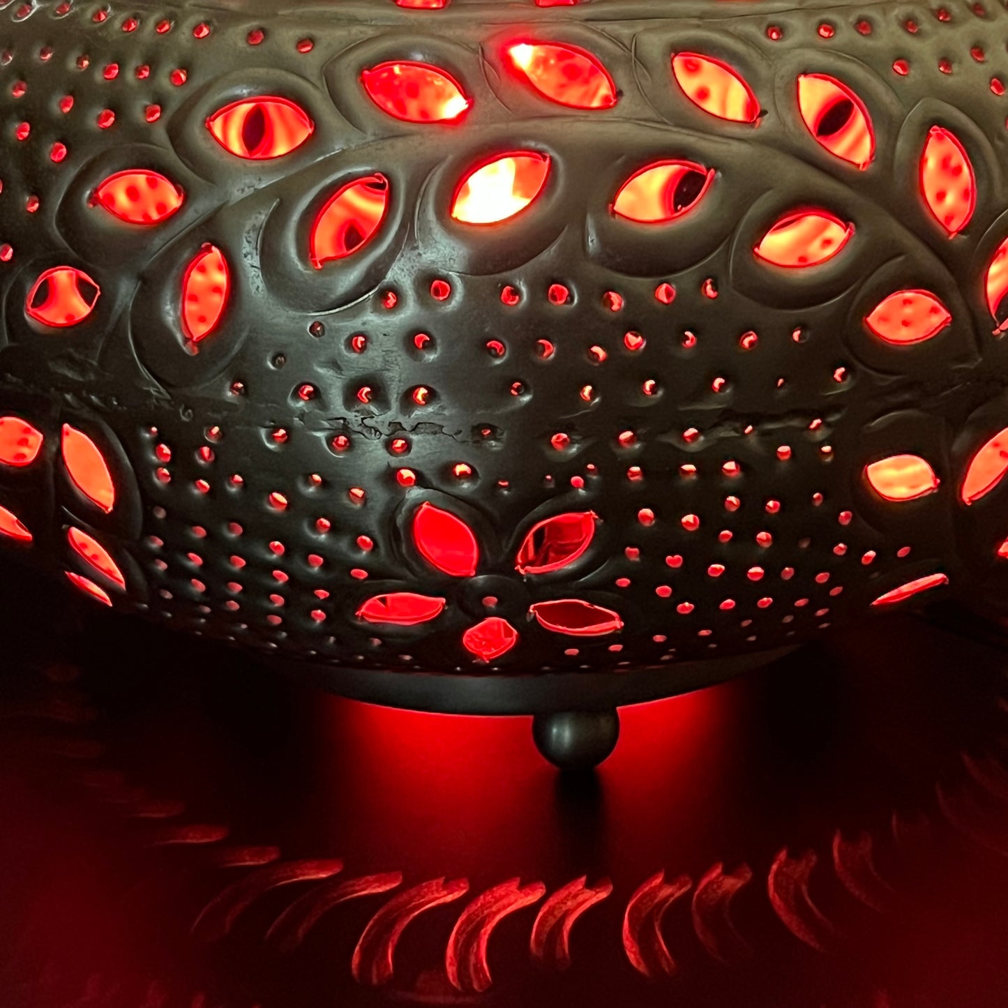 Stunning Moroccan Metal Tabletop Lamp