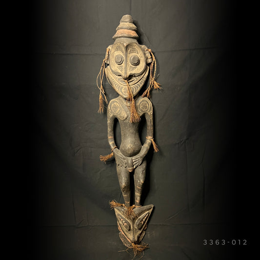 Sepik River Ancestral Basket Hook | Iatmul, Papua New Guinea | Ron Perry Provenance