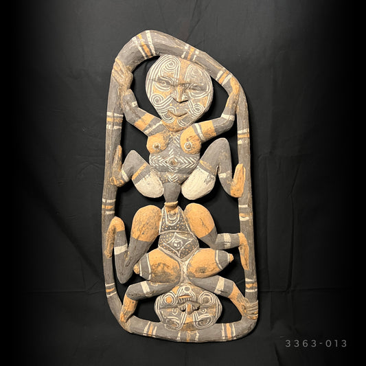 25" Sepik River Ancestral Fertility Plaque (Yamuk) | Iatmul, Papua New Guinea | Ron Perry Provenance