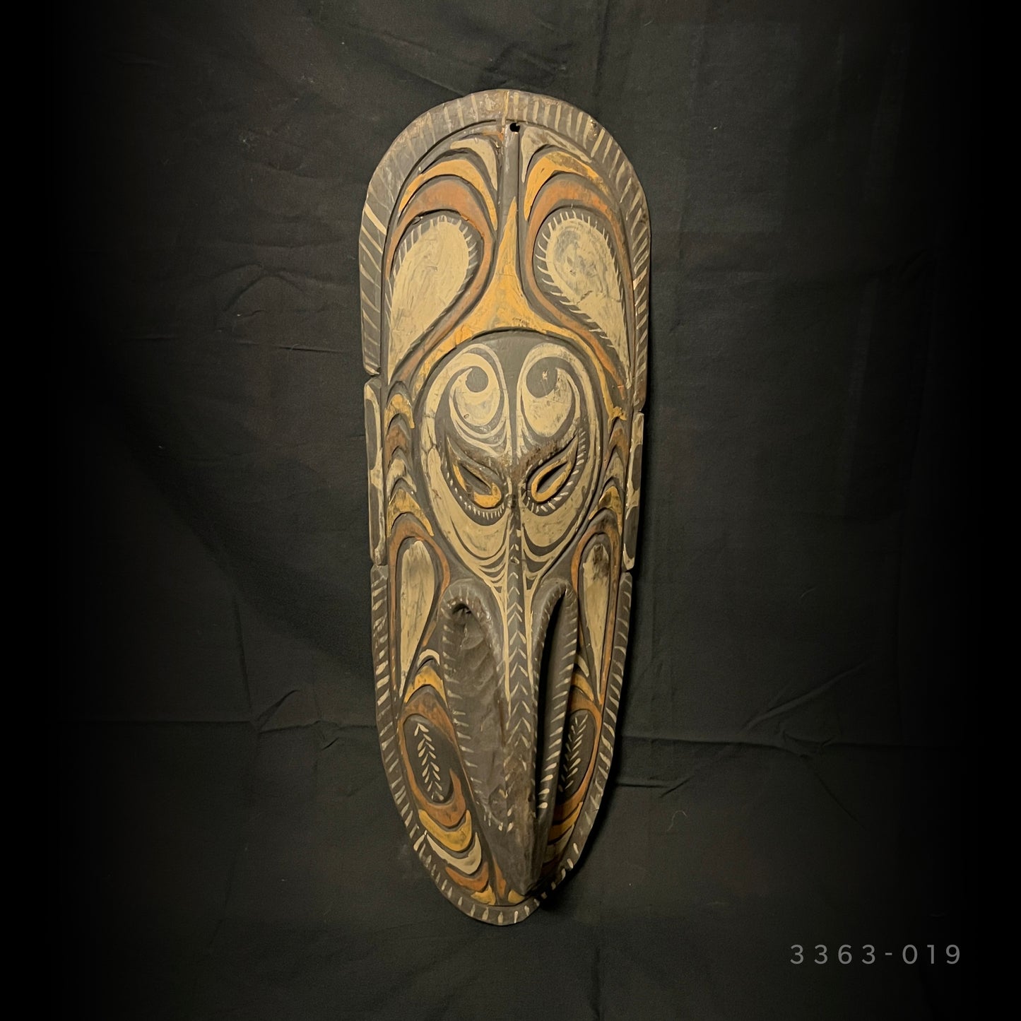 19" Sepik River Ancestral Spirit Mask | Iatmul, Papua New Guinea | Ron Perry Provenance