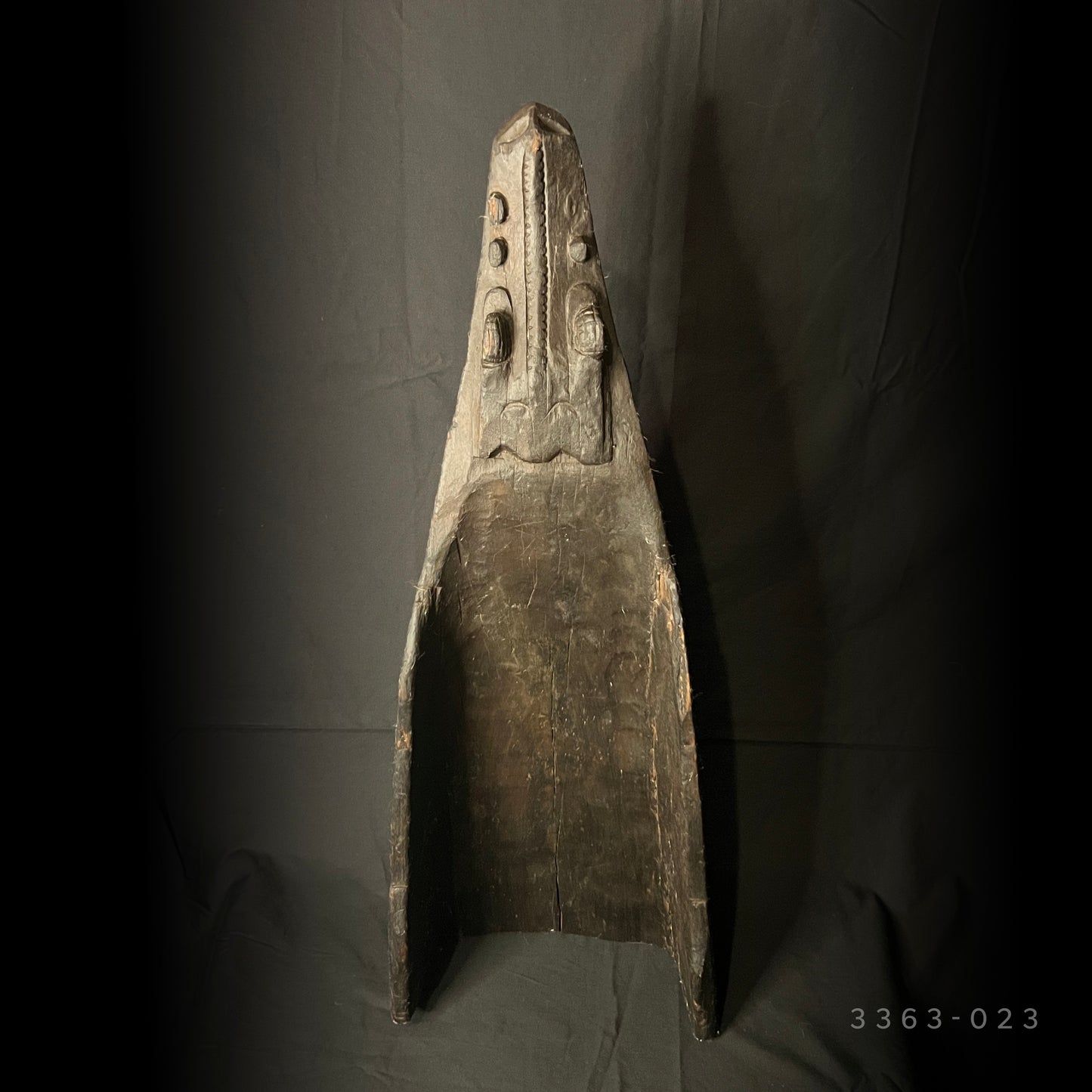 26" Sepik River Ancestral Crocodile Canoe Prow | Papua New Guinea | Ron Perry Provenance