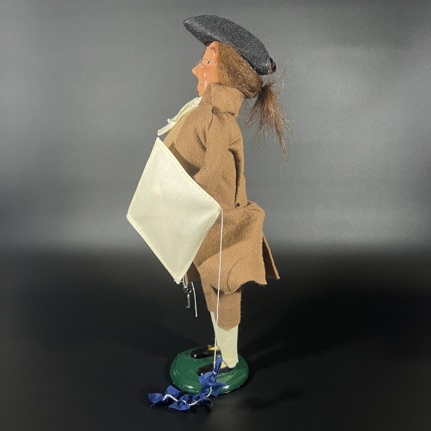 Byers Choice Doll - Ben Franklin with Kite and Key