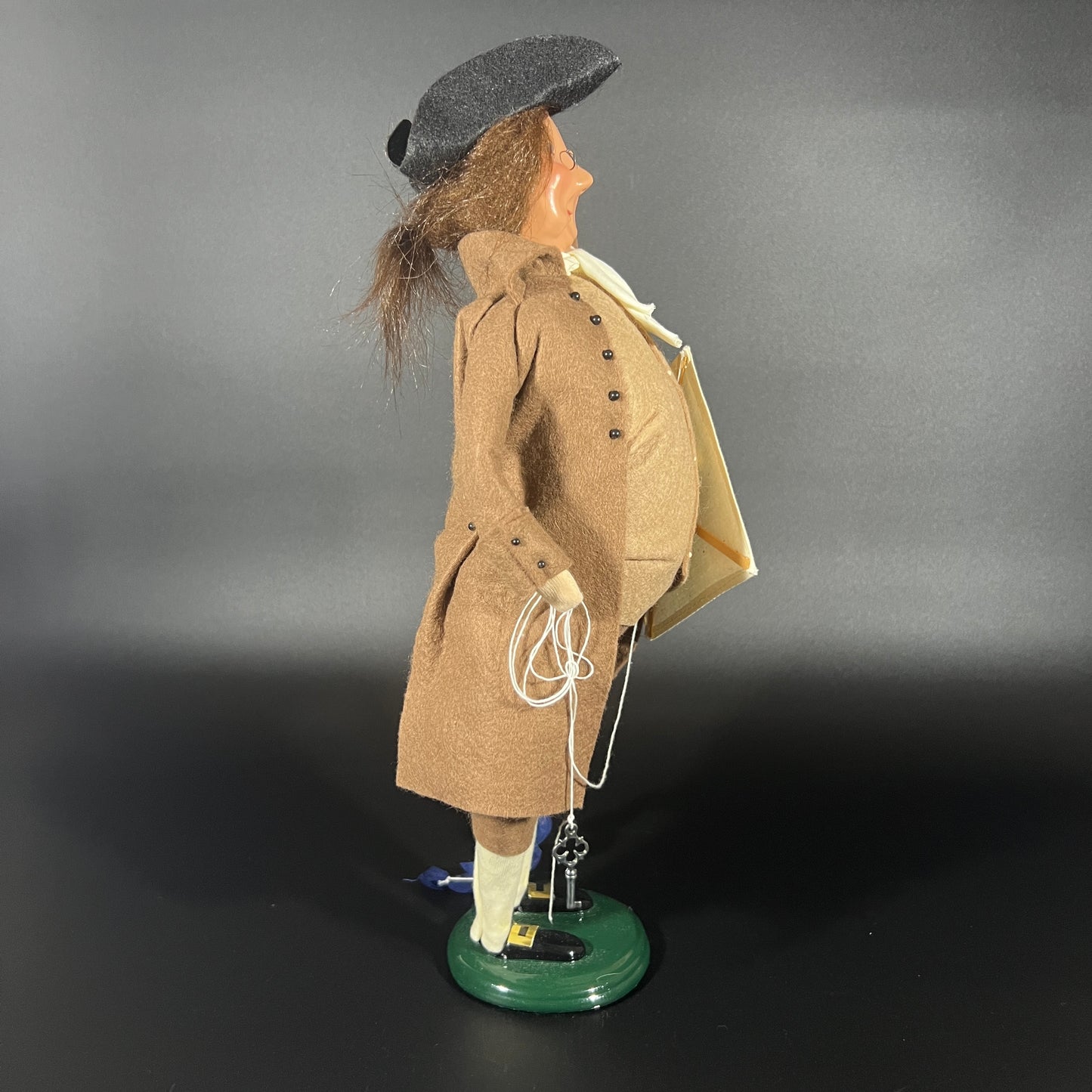 Byers Choice Doll - Ben Franklin with Kite and Key