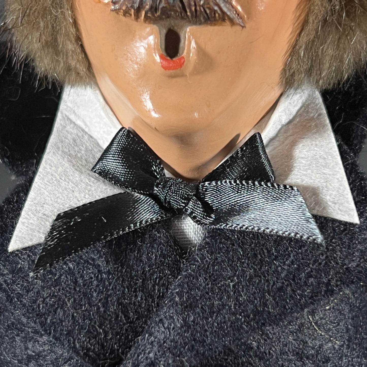 Byers Choice Doll - Sea Captain Caroler Holding a Spyglass