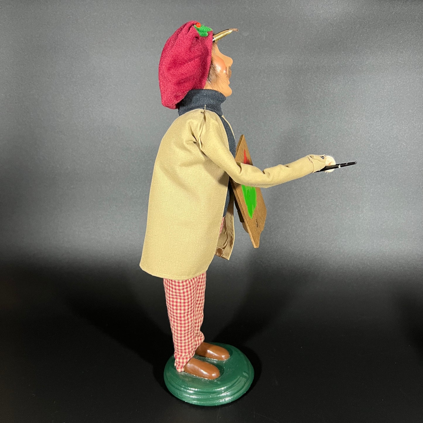 Byers Choice Doll - Artist and His Painting Caroler